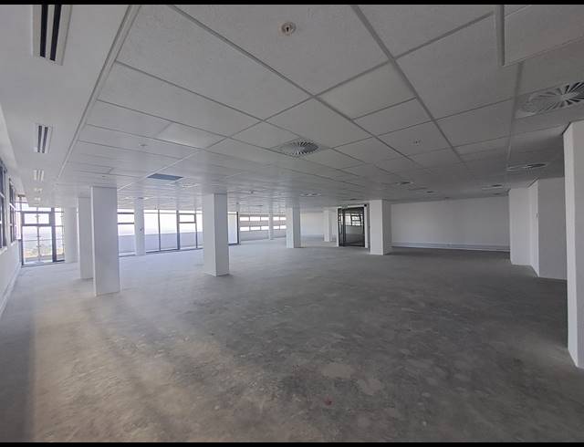 604M² OFFICE TO LET IN ILLOVO